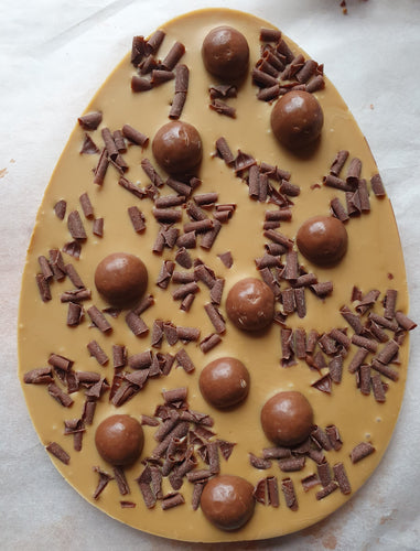 Caramel Malteser egg
