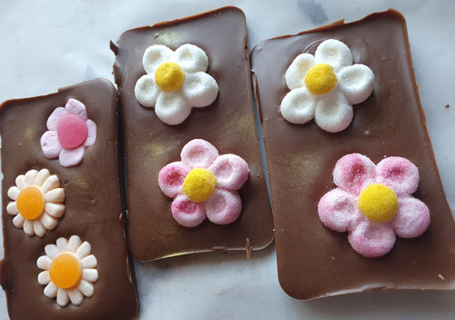 Marshmallow flower bar