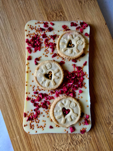 White Jammy Dodger bar