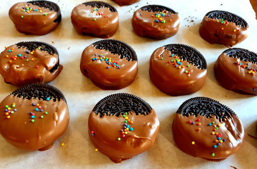 Dipped Oreos