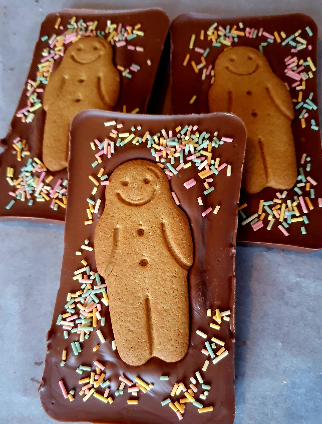 Gingerbread man bar